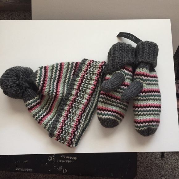 ❤️ Knit winter hat and mittens set - Picture 2 of 10